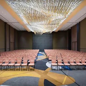 https://sofitel-dubai-downtown.dubaihotelsoffers.com