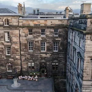 Code - The Court, Hostel Edinburgh