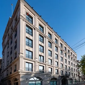 https://nova-plaza-pera.istanbul-turkeyhotels.com